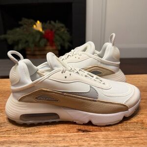 Nike Air Max 2090 - Women’s Size 6.5 - White - (DA8702-100)
